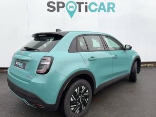 33140 : Hyundai Bordeaux Sud Villenave d'Ornon - Sipa Automobiles - FIAT 600  - 600 - Bleu - Boîte automatique - Essence sans plomb