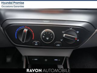 42100 : Hyundai Saint-Etienne - Ravon Automobile - HYUNDAI i20 Business - i20 III - BLANC - Boîte manuelle - Essence sans plomb