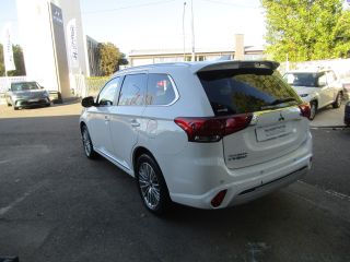 91100 : Hyundai Corbeil-Essonnes - CAP Fournier - MITSUBISHI OUTLANDER PHEV Business - OUTLANDER III - Blanc - Automate à fonct. Continu - Essence / Courant électrique