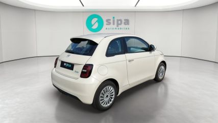 33140 : Hyundai Bordeaux Sud Villenave d'Ornon - Sipa Automobiles - FIAT 500e BERLINE Nouvelle 500 - 500 III ELECTRIQUE - Blanc - Automate à fonct. Continu - Courant électrique