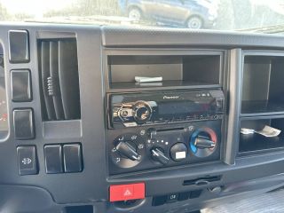 04100 : Hyundai Manosque - Pedinielli - ISUZU M21  - M21 - Blanc - Boîte manuelle - Diesel