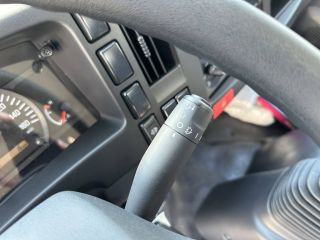 04100 : Hyundai Manosque - Pedinielli - ISUZU M21  - M21 - Blanc - Boîte manuelle - Diesel