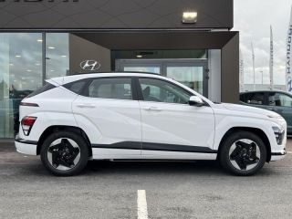 57685 : Hyundai Metz - Theobald Automobiles - HYUNDAI Kona - Kona - Atlas White - Traction - Electrique