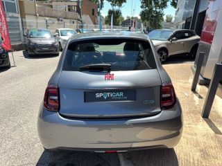 04100 : Hyundai Manosque - Pedinielli - FIAT 500e BERLINE MY22 SERIE 1 STEP 2 (RED) - 500 III - Gris - Automate à fonct. Continu - Courant électrique