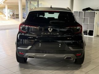57200 : Hyundai Sarreguemines - Theobald Automobiles - RENAULT Captur - Captur - Noir Etoile - Traction - Essence/Micro-Hybride