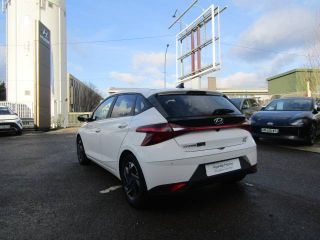 91100 : Hyundai Corbeil-Essonnes - CAP Fournier - HYUNDAI i20 Intuitive - i20 III - BLANC - Automate sequentiel - Essence sans plomb
