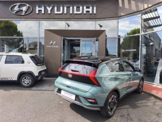 19100 : Hyundai Brive-la-Gaillarde - Garage Pouget - HYUNDAI Bayon - Bayon - Mangrove Green Métal/Toit+rétros Black - Traction - Essence