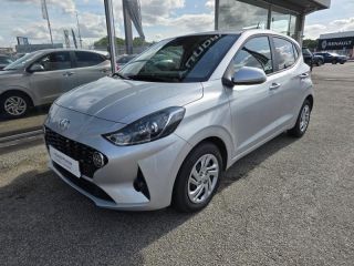 87280 : Hyundai Limoges - Motors Cars - HYUNDAI i10 - i10 - Sleek Silver Métal - Traction - Essence