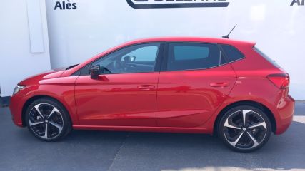 30100 : Hyundai Alès - Auto Hall - SEAT IBIZA FR - IBIZA V - Rouge - Boîte manuelle - Essence sans plomb