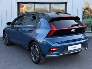 57685 : Hyundai Metz - Theobald Automobiles - HYUNDAI Bayon - Bayon - Vibrant Blue Métal/Toit+rétros Black - Traction - Essence