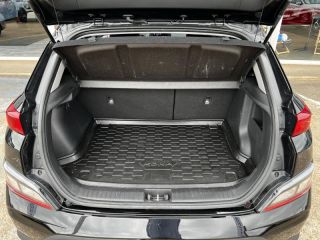 72100 : Hyundai Le Mans - GCH LE MANS - HYUNDAI Kona - Kona - Phantom Black Métal - Traction - Electrique