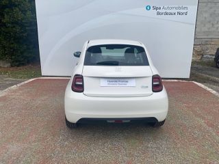 33110 : Hyundai Bordeaux Nord Le Bouscat - Sipa Automobiles - FIAT 500 NOUVELLE MY22 SERIE 1 STEP 1 Action - 500 III - Blanc - Automate à fonct. Continu - Courant électrique