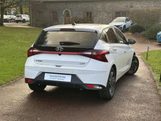 62360 : Hyundai Boulogne-sur-Mer - Garage Du Château - HYUNDAI i20 Intuitive - i20 III - Blanc - Boîte manuelle - Essence sans plomb