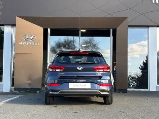 29200 : Hyundai Brest - Iroise Automobiles - HYUNDAI i30 - i30 - Sailing Blue métal - Traction - Essence