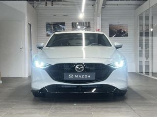 29000 : Hyundai Quimper - Iroise Automobiles - MAZDA Mazda 3 - Mazda 3 - Ceramic White Métallisé - Traction - Essence/Micro-Hybride