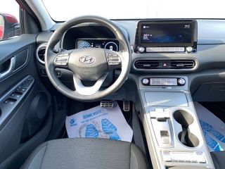 33140 : Hyundai Bordeaux Sud Villenave d&#039;Ornon - Sipa Automobiles - HYUNDAI KONA ELECTRIC Creative - KONA ELECTRIQUE - Rouge - Automate à fonct. Continu - Courant électrique