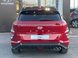 57200 : Hyundai Sarreguemines - Theobald Automobiles - HYUNDAI Kona - Kona - Ultimate Red métallisé/Toit/rétros Black - Traction - Hybride : Essence/Electrique