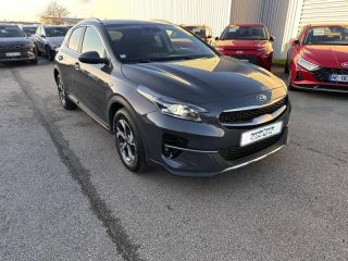 29200 : Hyundai Brest - Iroise Automobiles - KIA XCeed - XCeed - Gris Eclipse métallisé - Traction - Essence
