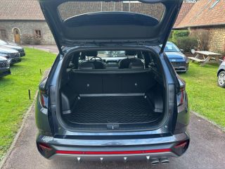 62360 : Hyundai Boulogne-sur-Mer - Garage Du Château - HYUNDAI TUCSON N Line Executive - TUCSON IV - Gris - Boîte automatique - Essence / Courant électrique