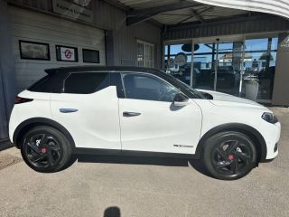 21300 : Hyundai Dijon - Privilège Automobiles - DS DS 3 CROSSBACK Performance Line+ - DS 3 - Blanc - Boîte automatique - Essence sans plomb