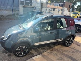04100 : Hyundai Manosque - Pedinielli - FIAT PANDA City Cross Plus - PANDA III - Bleu - Boîte manuelle - Essence sans plomb
