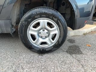 04100 : Hyundai Manosque - Pedinielli - DACIA DUSTER Essentiel - DUSTER II - Gris - Boîte manuelle - Diesel