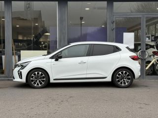 57100 : Hyundai Thionville - Théobald Automobiles - MITSUBISHI Colt - Colt - Blanc - Traction - Hybride : Essence/Electrique