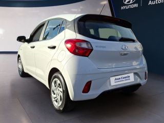06130 : Hyundai Grasse - Garage Jean Cauvin - HYUNDAI i10 Initia - i10 III - Blanc - Boîte manuelle - Essence sans plomb