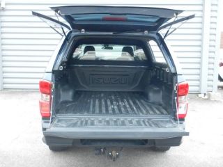 52000 : Hyundai Chaumont - Garage Michel Bazin - ISUZU D-Max - D-Max - Obsidian Gray métalisé - Transmission intégrale enclenc - Diesel