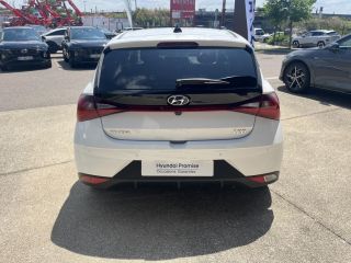 69190 : Hyundai Lyon Sud - Groupe Central Autos - HYUNDAI i20 Intuitive - i20 III - Blanc - Automate sequentiel - Essence sans plomb