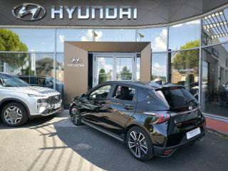 19100 : Hyundai Brive-la-Gaillarde - Garage Pouget - HYUNDAI i20 - i20 - Phantom Black Métal - Traction - Essence/Micro-Hybride