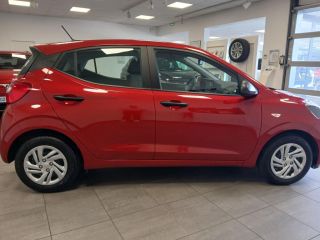 69300 : Hyundai Lyon Nord - Groupe Central Autos - HYUNDAI i10 Initia - i10 III - Rouge - Boîte manuelle - Essence sans plomb