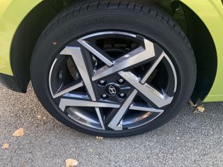49070 : Hyundai Angers - Oceane Automobiles - HYUNDAI i20 Creative - i20 III - Jaune - Boîte manuelle - Essence sans plomb