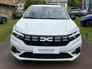 62360 : Hyundai Boulogne-sur-Mer - Garage Du Château - DACIA SANDERO Essential - SANDERO III - Blanc - Boîte manuelle - Essence sans plomb
