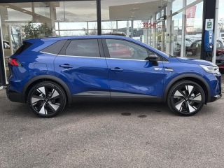 57685 : Hyundai Metz - Theobald Automobiles - MITSUBISHI Grandis - Grandis - Peinture métallisée - Traction - Hybride : Essence/Electrique