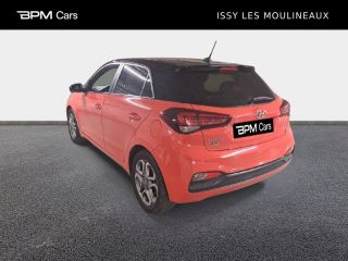 92130 : Hyundai ISSY-LES-MOULINEAUX - ELLIPSE AUTOMOBILES - HYUNDAI i20 - i20 - Passion Red/Toit rétro Phantom Black - Traction - Essence