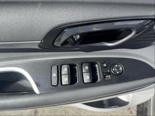 72100 : Hyundai Le Mans - GCH LE MANS - HYUNDAI Bayon - Bayon - Sleek Silver Métal - Traction - Essence/Micro-Hybride