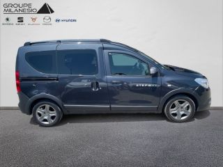 13290 : Hyundai Aix en Provence - Cap Milanesio - DACIA DOKKER Stepway - DOKKER - Gris - Boîte manuelle - Diesel