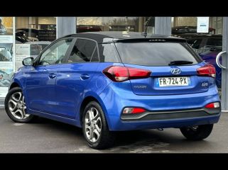 57100 : Hyundai Thionville - Théobald Automobiles - HYUNDAI i20 - i20 - Champion Blue/Toit rétro Phantom Black - Traction - Essence