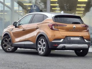 57200 : Hyundai Sarreguemines - Theobald Automobiles - RENAULT Captur - Captur - Orange Atacama/Noir Etoile - Traction - Essence