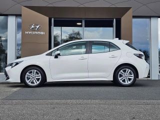 29000 : Hyundai Quimper - Iroise Automobiles - TOYOTA Corolla - Corolla - Blanc Pur - Traction - Hybride : Essence/Electrique