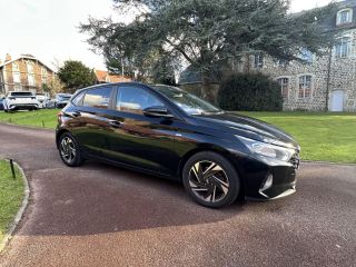 62360 : Hyundai Boulogne-sur-Mer - Garage Du Château - HYUNDAI i20 Intuitive - i20 III - Noir - Boîte manuelle - Essence sans plomb