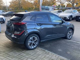59650 : Hyundai Lille Villeneuve-d&#039;Ascq - V2 Automobiles - HYUNDAI KONA ELECTRIC Intuitive - KONA - GRIS FONCE - Automate à fonct. Continu - Courant électrique