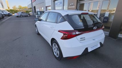 91150 : Hyundai Étampes -CAP Fournier - HYUNDAI i20 Initia - i20 III - Blanc - Boîte manuelle - Essence sans plomb