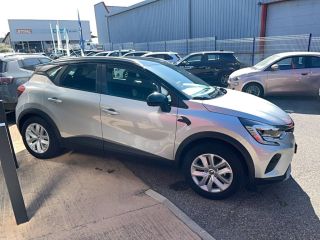 04100 : Hyundai Manosque - Pedinielli - RENAULT CAPTUR Business - CAPTUR II - Gris - Boîte manuelle - Essence ou gaz