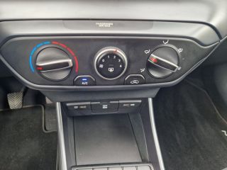 77240 : Hyundai Melun - CAP FOURNIER - HYUNDAI BAYON Initia - BAYON - Gris - Boîte manuelle - Essence sans plomb