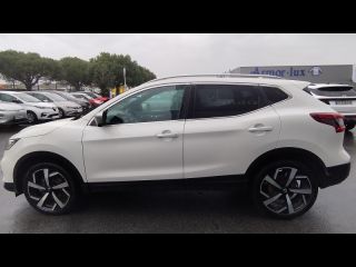 56000 : Hyundai Vannes - Park Lann Automobiles - NISSAN Qashqai - Qashqai - Blanc Lunaire - Traction - Essence