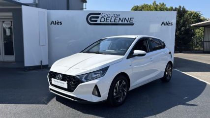 30100 : Hyundai Alès - Auto Hall - HYUNDAI i20 Intuitive - i20 III - Blanc - Automate sequentiel - Essence sans plomb