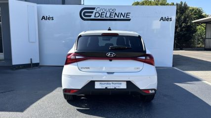 30100 : Hyundai Alès - Auto Hall - HYUNDAI i20 Intuitive - i20 III - Blanc - Automate sequentiel - Essence sans plomb