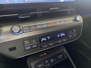 45000 : Hyundai Orléans Motors - HYUNDAI Kona - Kona - Abyss Black perlé métallisé - Traction - Hybride : Essence/Electrique